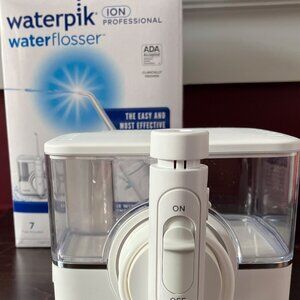 Waterpik ION flosser - NEW